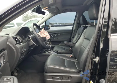 2019 Honda Pilot Touring from USA, damaged, VIN 5FNYF5H96KB013731